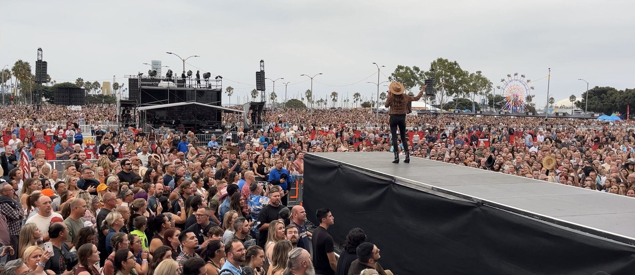 Heidi Merrill live in front of a festival crowd